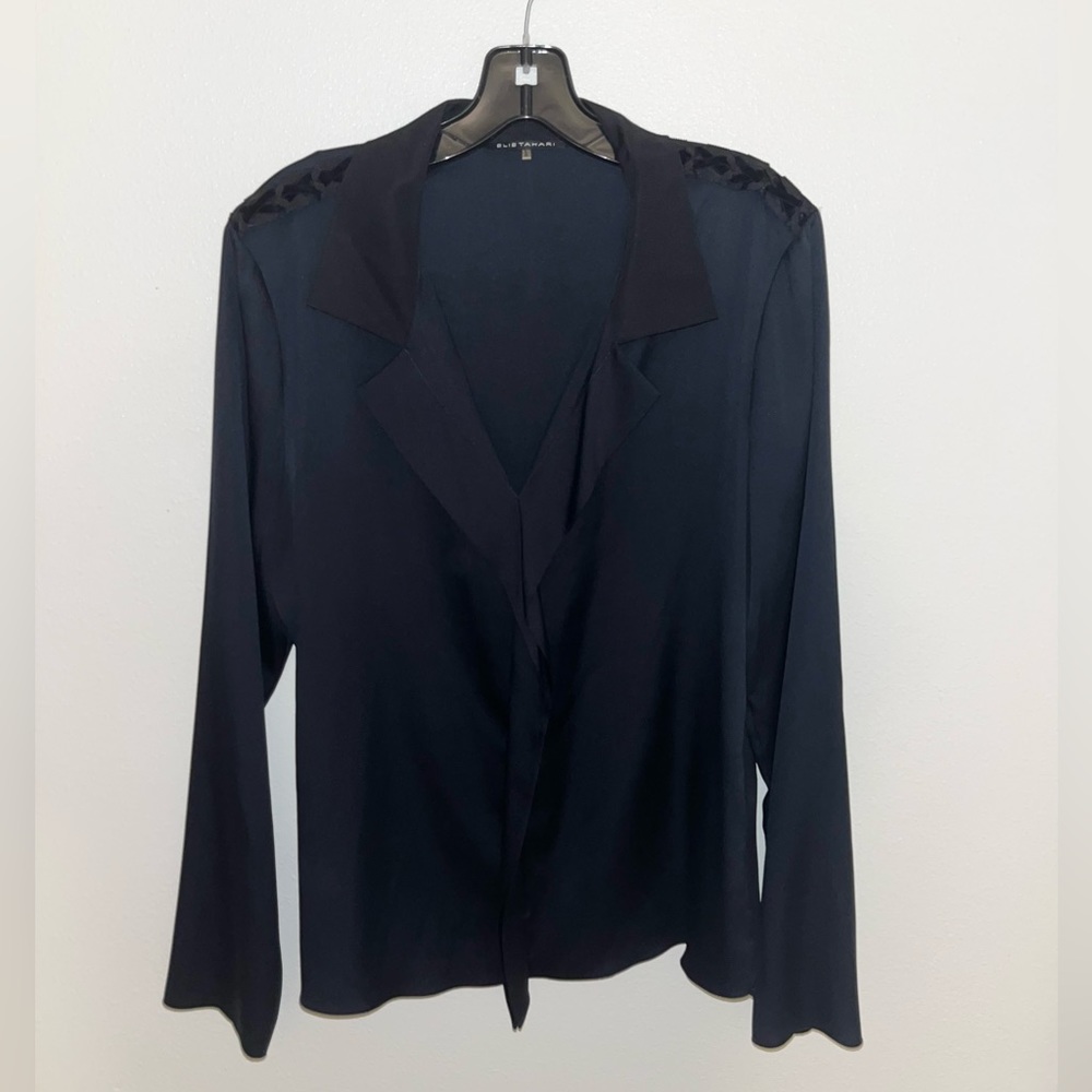 Blouse (Elie Tahari Long Sleeve Top)